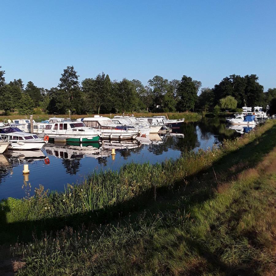 Central Brittany B And B Rohan Экстерьер фото